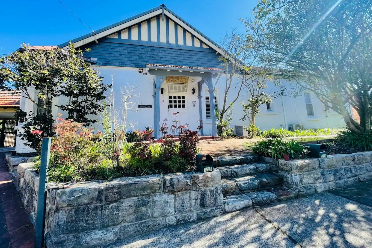 Chatswood 3 bedrooms house (Walk to rail, Parking) gallery image 3