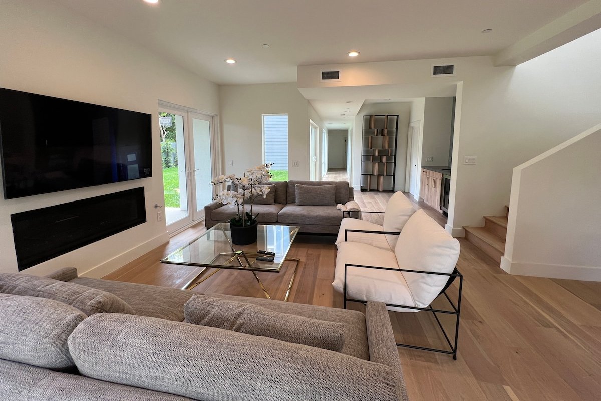 Gorgeous New “Arts House” in Prime Silverlake gallery image 3