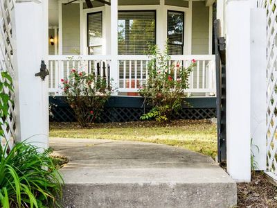 Southern Charm: Downtown, Walk to Farmers Market &