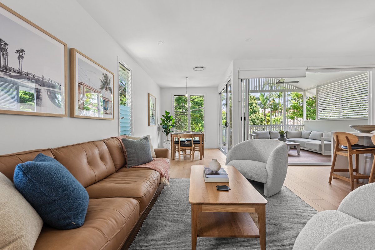 Paddo Princess! ~ 4Bed/2Bath/1Car ~ House