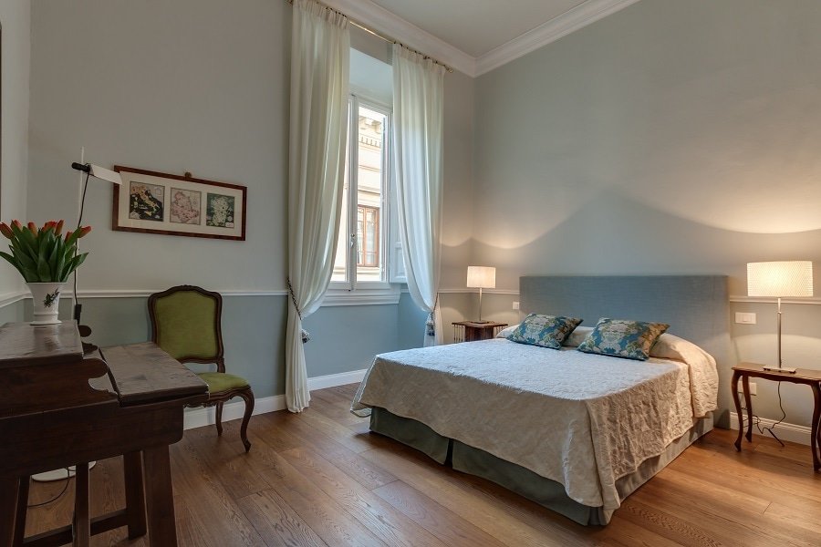 BEAUTIFUL AND ELEGANT APARTMENT gallery image 3