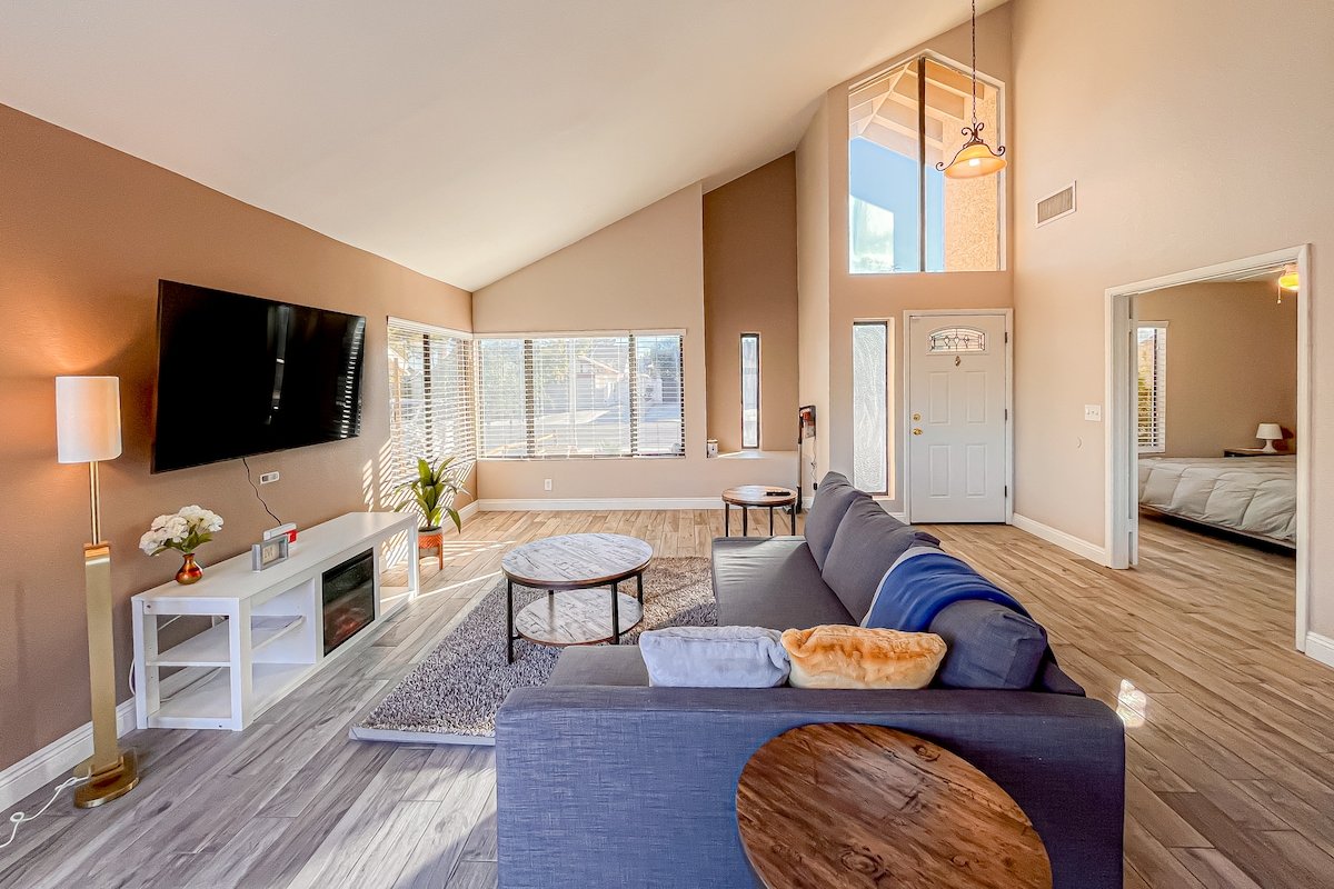 Spacious Vegas Getaway | Pool, Lounge & Fun gallery image 3