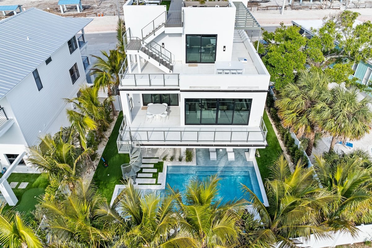 Rooftop Deck, Pool, and Golf Cart at Deckadence