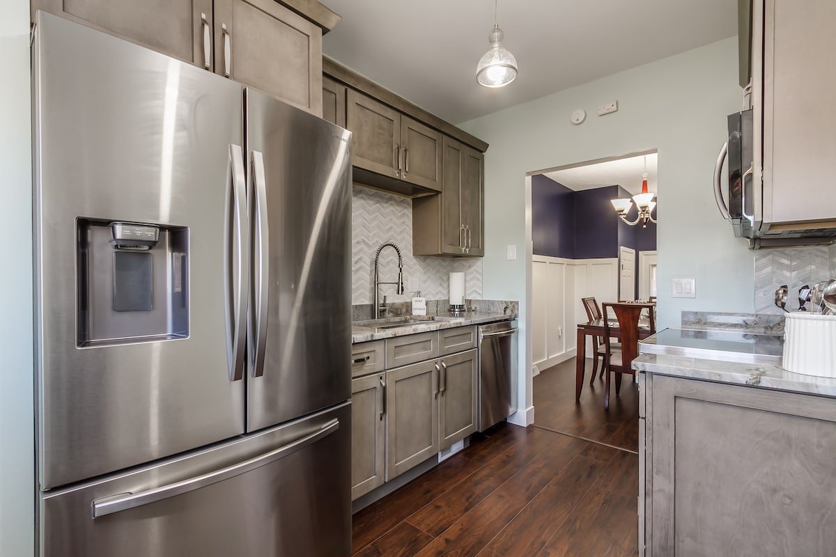 Riverview Condo • Walk Downtown • Near UofR/RIT gallery image 3