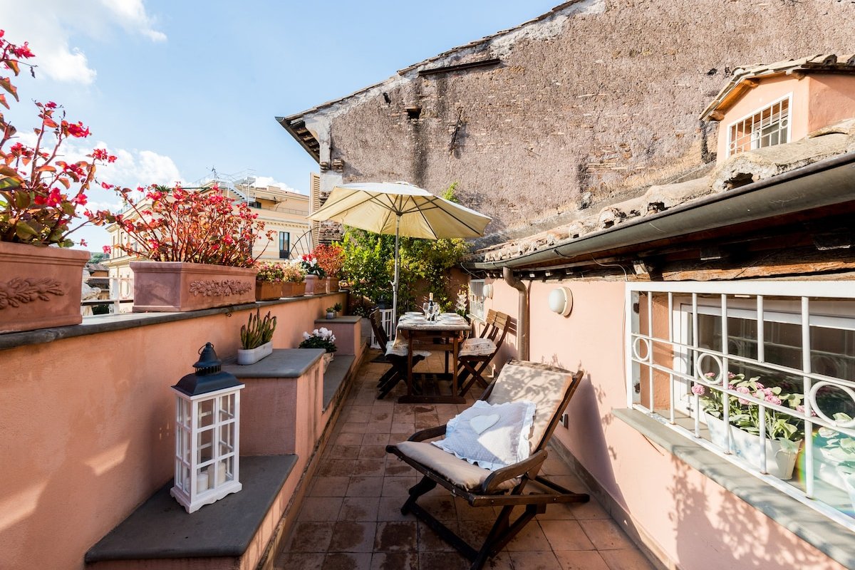 Campo de Fiori – Penthouse in the heart of Rome gallery image 2