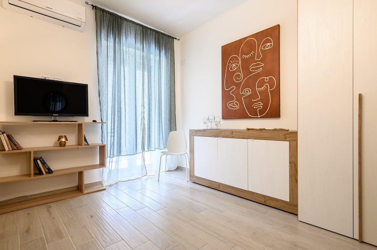 [Pulcinella Home] – Chic e Comfort in Central City gallery image 5