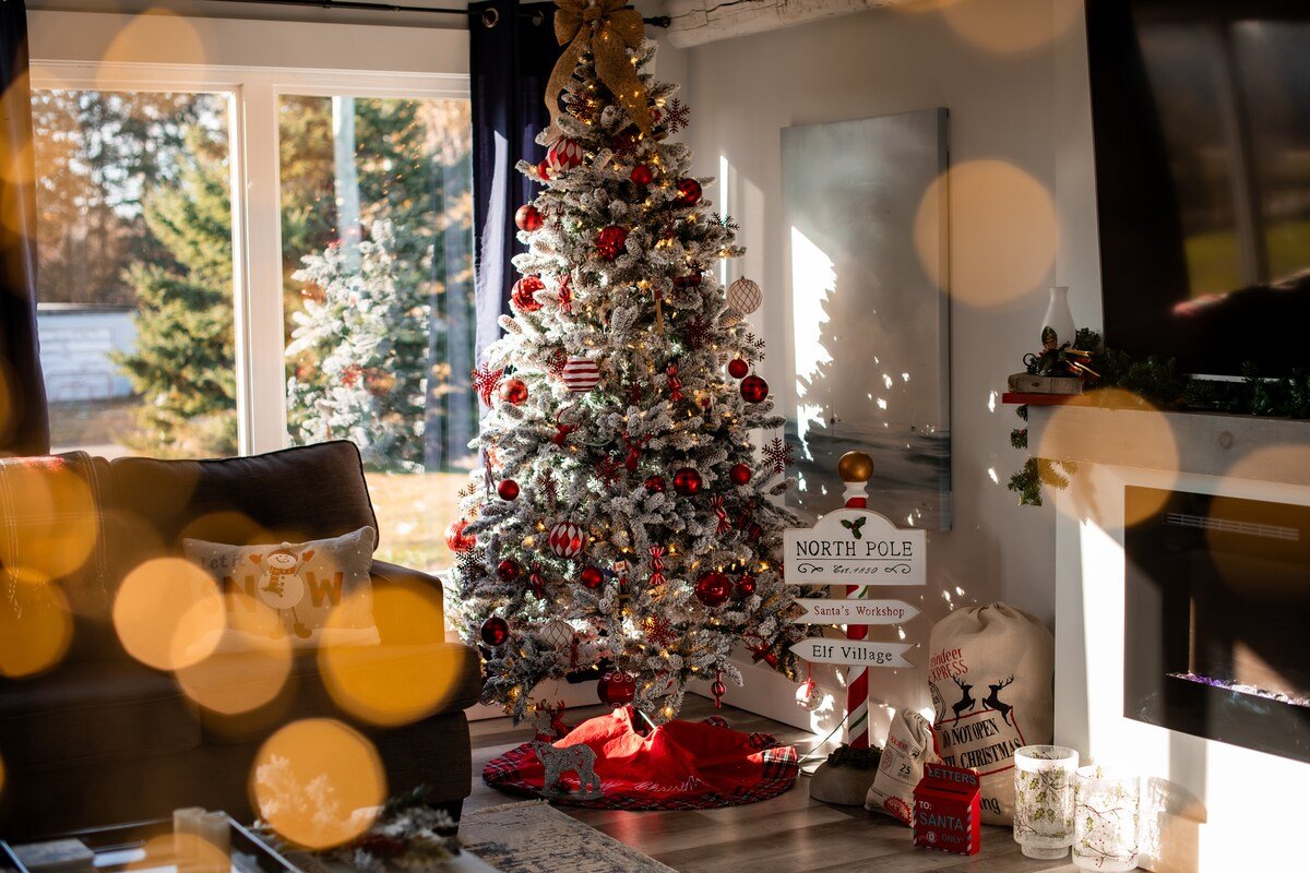 Luxury Oceanview Beach House W/hot tub gallery image 2