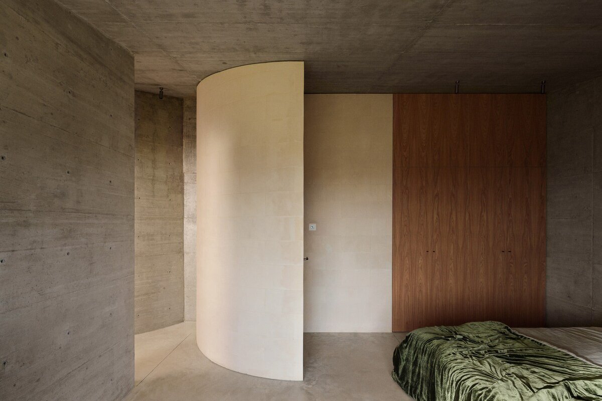 Hilltop design Villa in Avola, Val di Noto gallery image 4