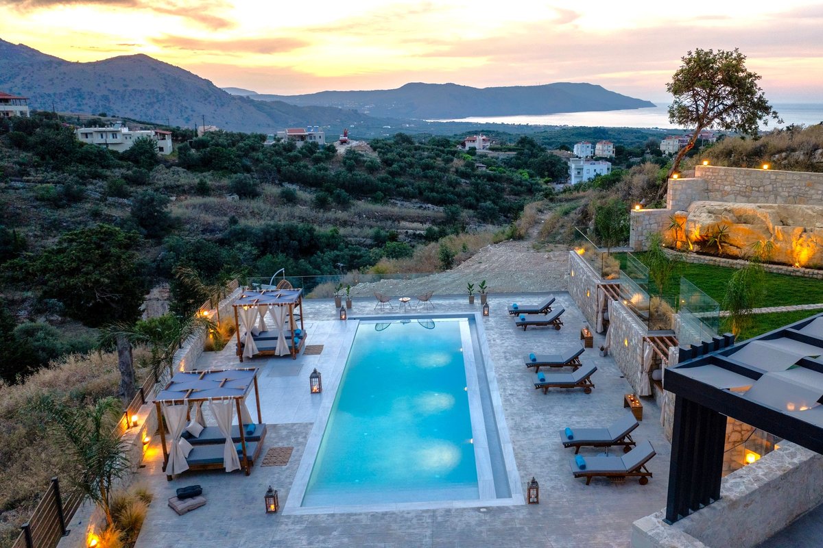 Esotico Escape Villa – Sea view and serenity!