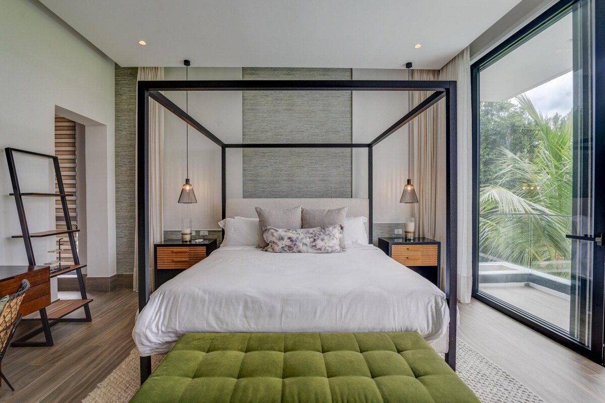 Hacienda B31 -Sophisticated Golf Course View Villa gallery image 2