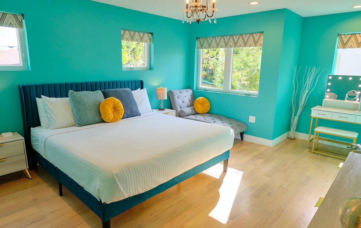 Denver LoHi Local Clean & Modern Walkable gallery image 3