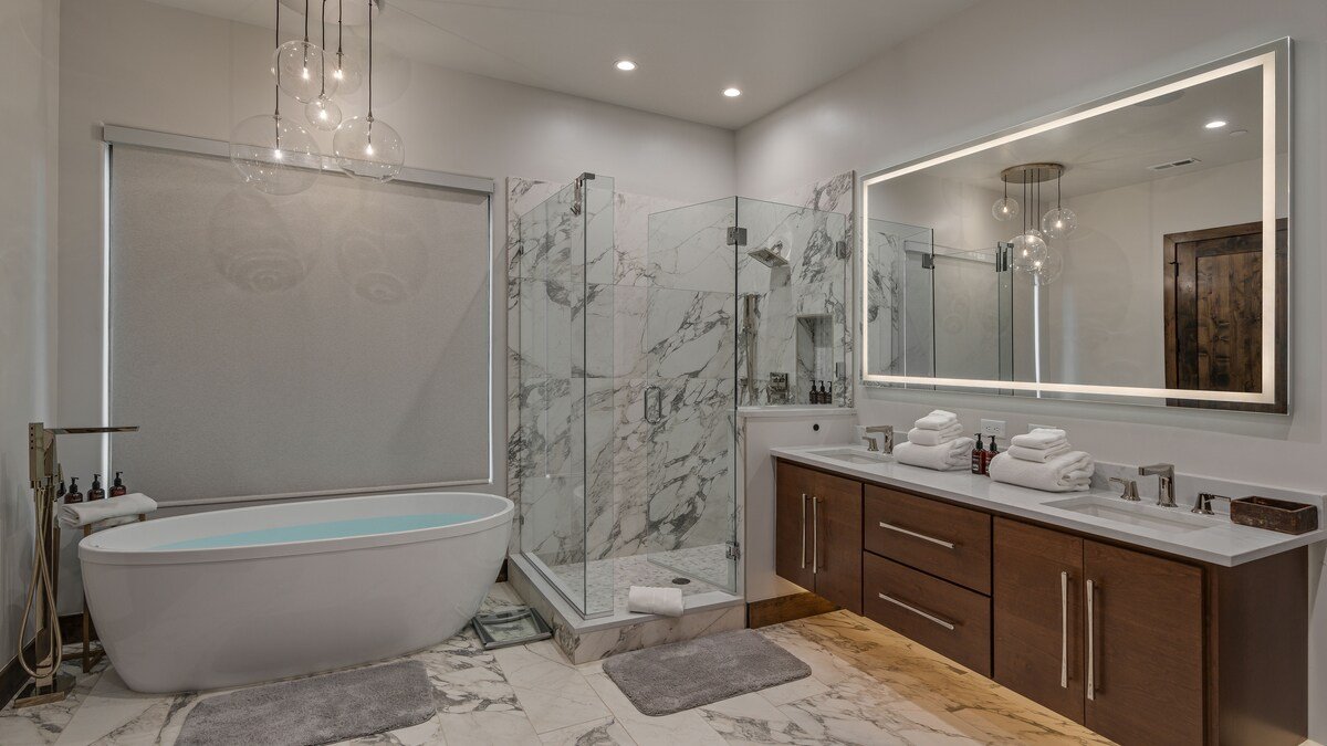 In the Trees | Trailblazer Lodge gallery image 5