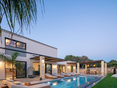 Ikritis Villa ΙI – 1,2Km to beach & sea views!