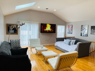 Huge luxurious apartment 20 minutes to Manhattan!