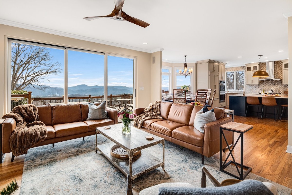 Secluded MtnTop Luxe-Spectacular Views-Hotub-FrPit gallery image 4