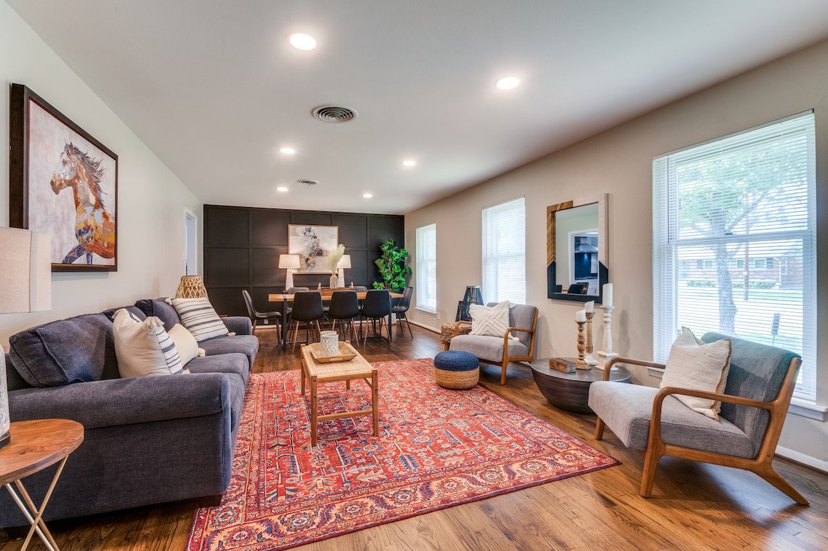 Heated Pool, Shuffleboard, Putting Green, GM RM! gallery image 4