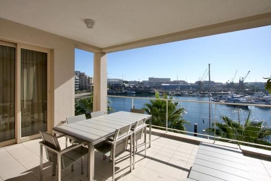 Photo 4 of Penrith 203 accommodation in V&A Waterfront, Cape Town with 2 bedrooms and 2 bathrooms