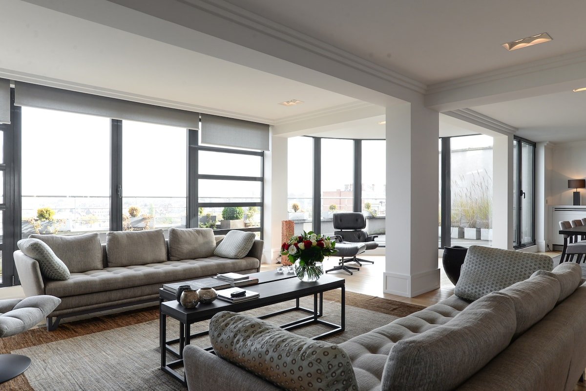 Penthouse ” le 401 ” with amazing view ! gallery image 3