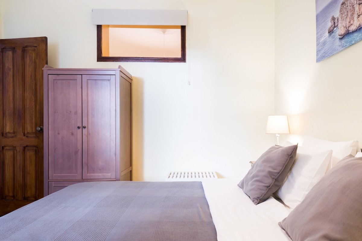 Belém Vintage Superb Private Terrace with amazing view to Igreja da Memória gallery image 5