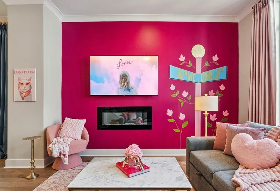 The Swifty Suite: Rooftop Deck gallery image 3