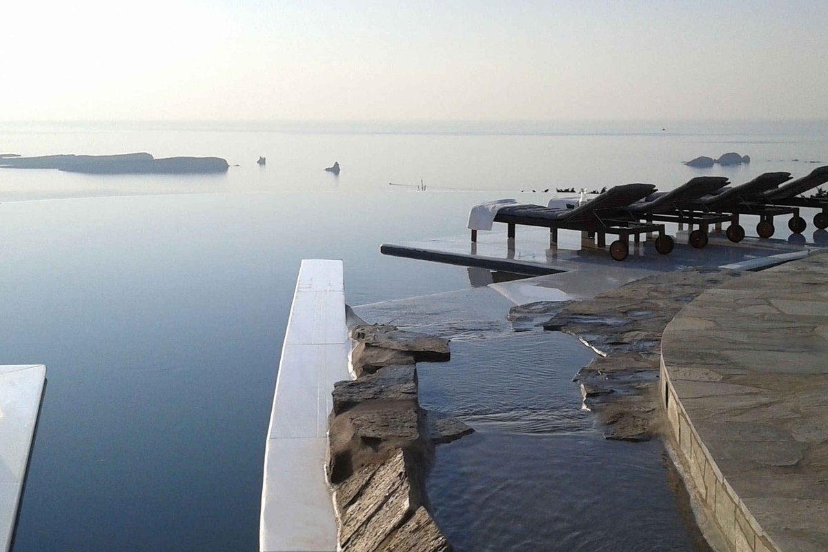 Luxury Villa with Infinity Pool & Sunset Sea Views