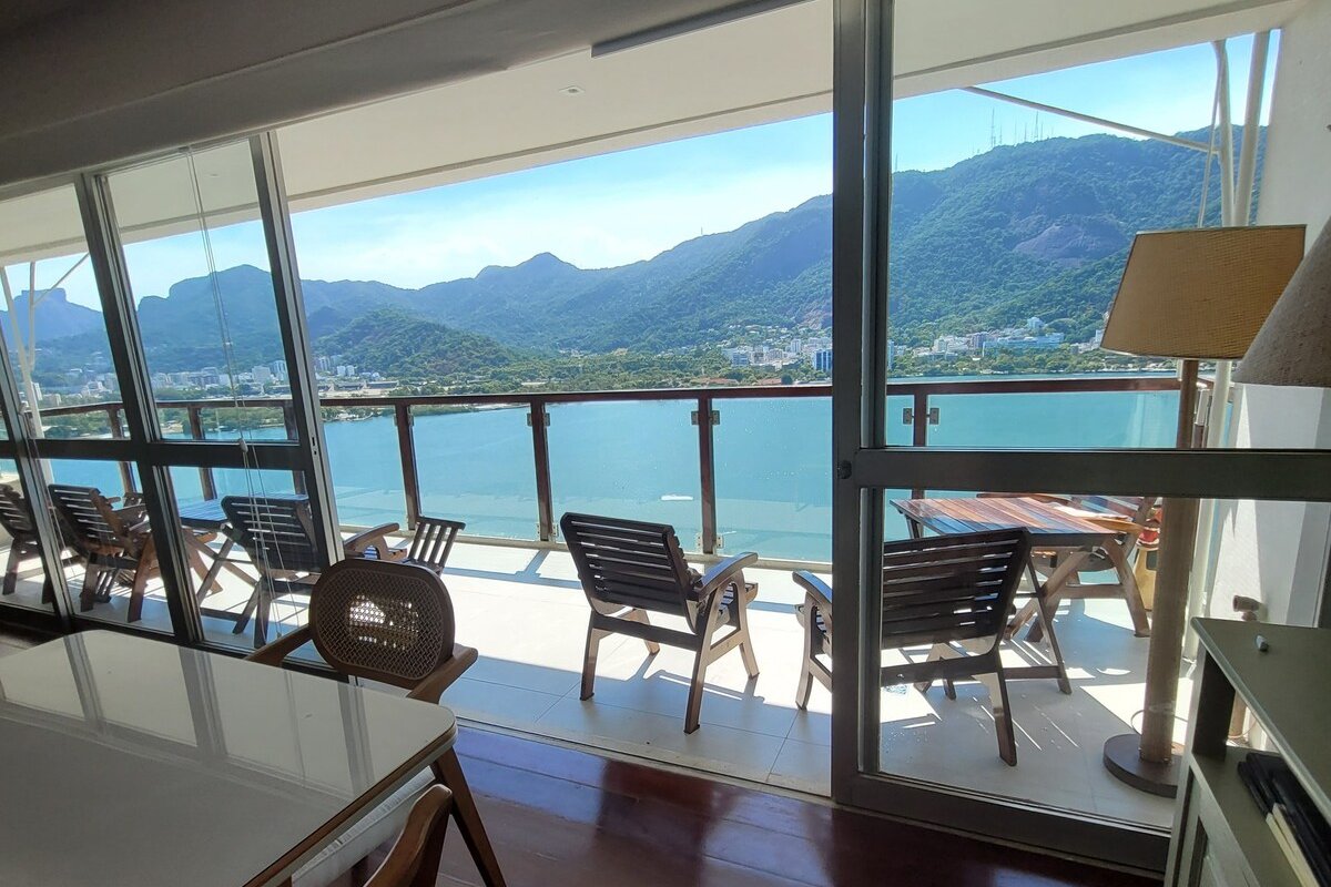 Lindo apartamento com vista gallery image 5