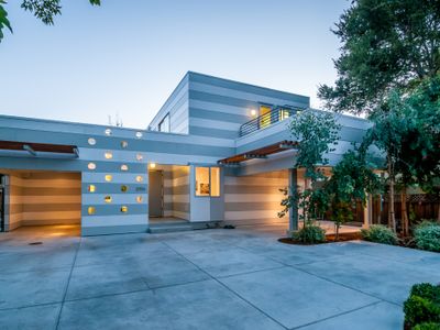 Luxurious Contemporary Design Palo Alto/ Stanford