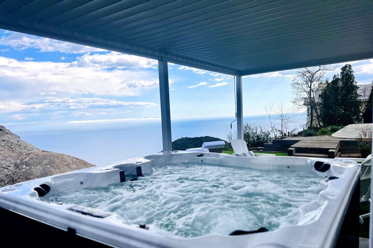 Malibu Cloud Mansion – Ocean Views, 2+ Acres gallery image 4