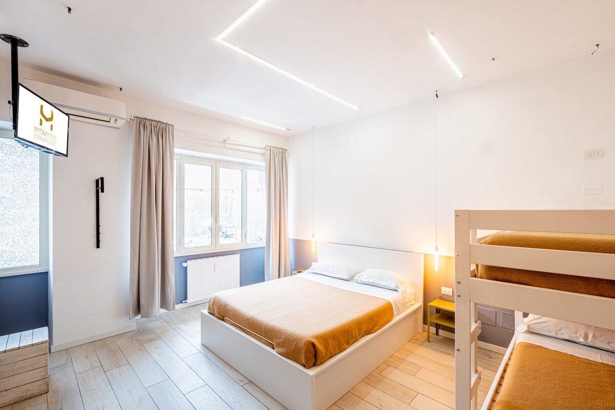 MyTinyHome – Evolutionism [19 pax] gallery image 5