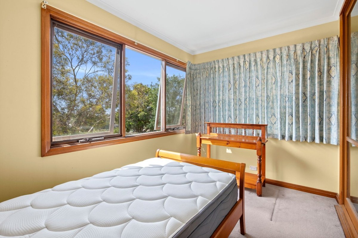 Central Fischer gallery image 5