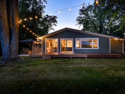 Long Lake Getaway (4br/2ba Lakefront)