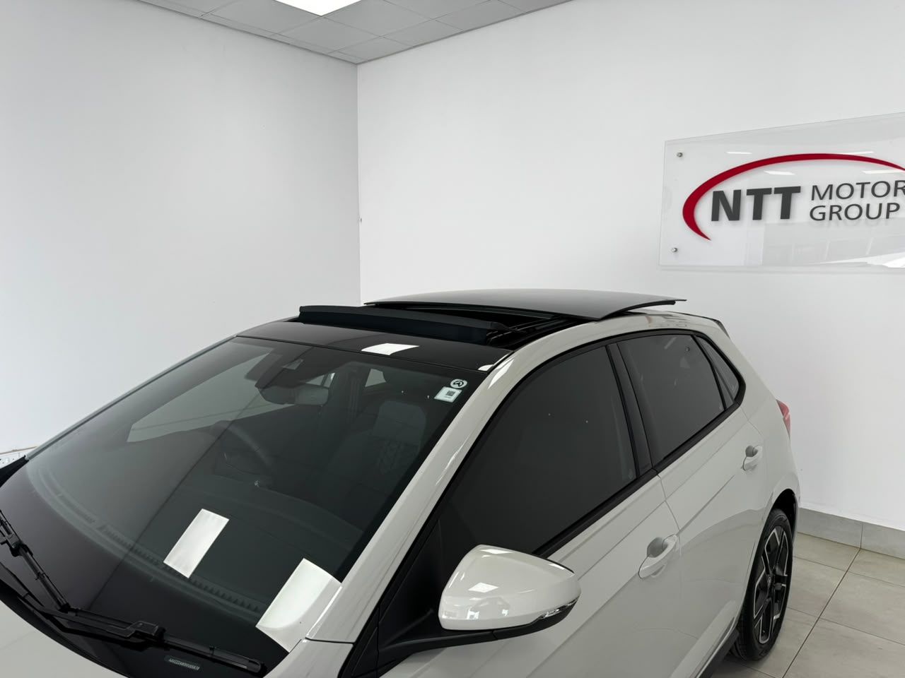 Used car gallery