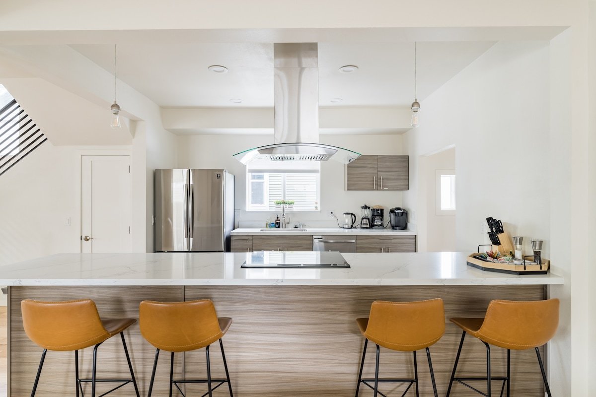 Spacious Seattle Stay | 5BR Home w/ Outdoor Space gallery image 5