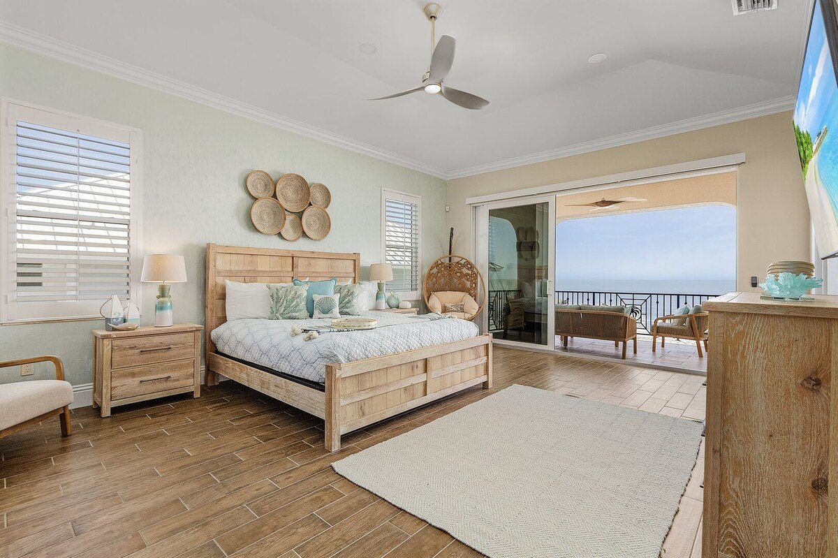 3132/3134 Gulf-Front 10BR: Private Pools, Spas gallery image 3