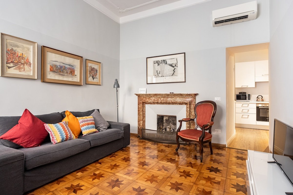 Charming 3 BR in Spanish Steps WiFi gallery image 2