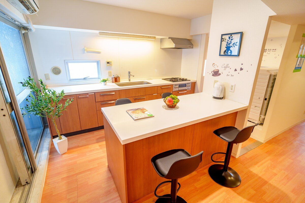 Full Floor- Modern Building-Steps from Kabukicho gallery image 5