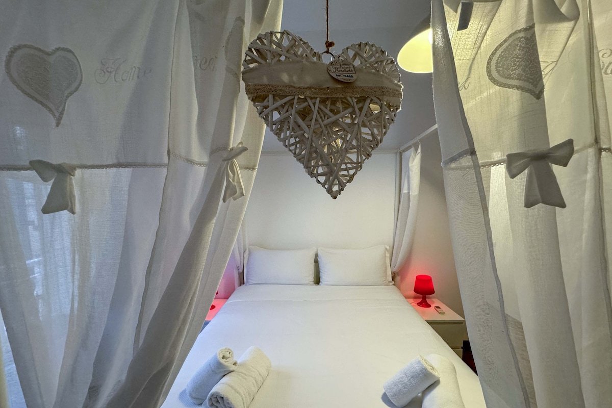 2 Apartments near St. Peter’s, Vatican & Center gallery image 5