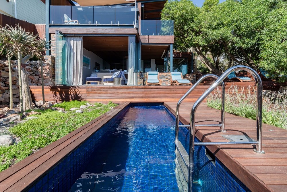 Exclusive Tree House Hideaway gallery image 5