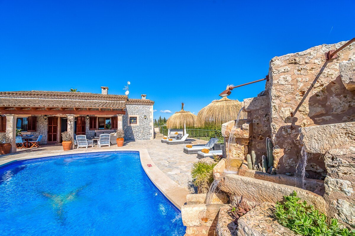 Las Naranjas gallery image 4