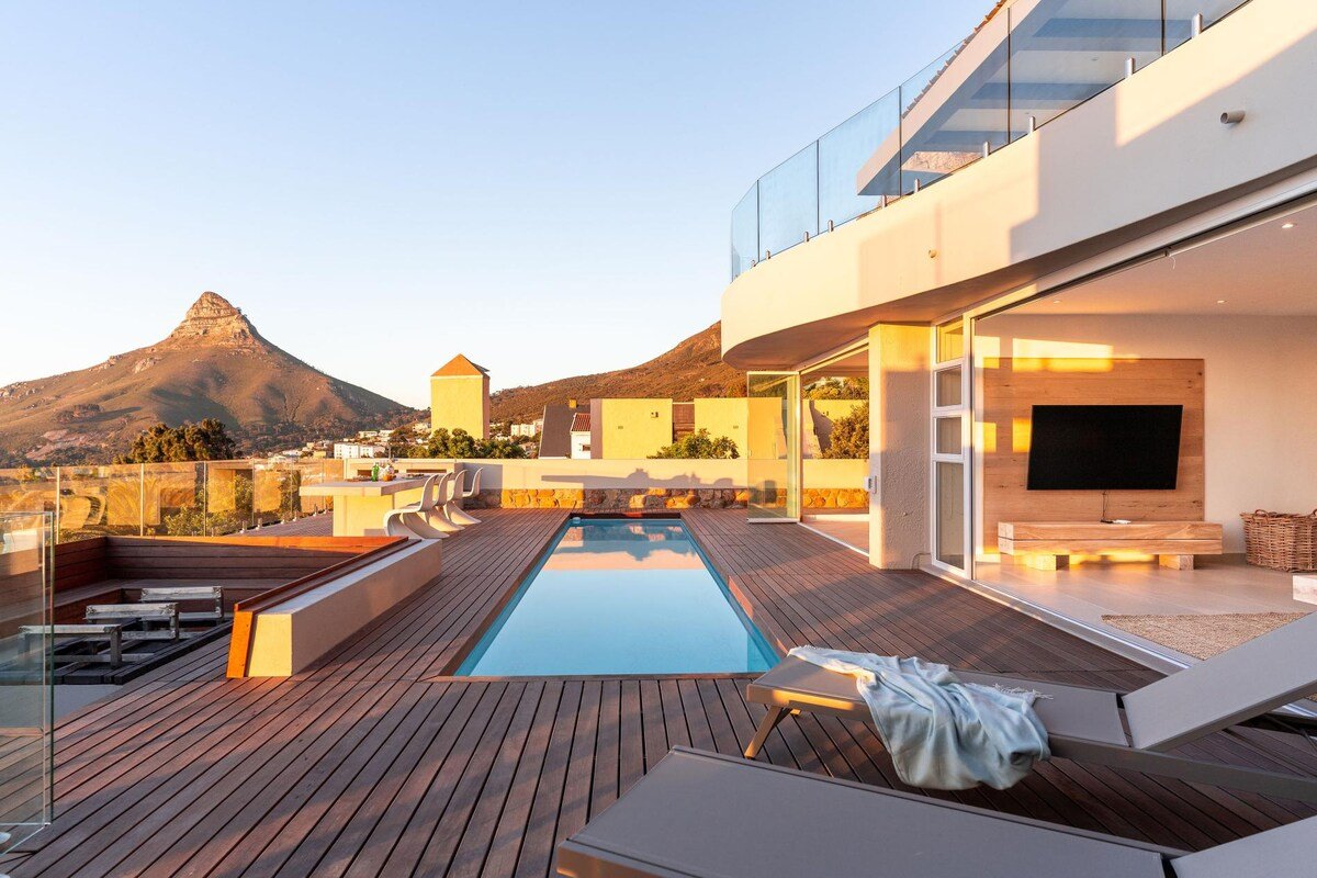 The Summit Camps Bay – Luxury Villa | Views | Pool gallery image 5