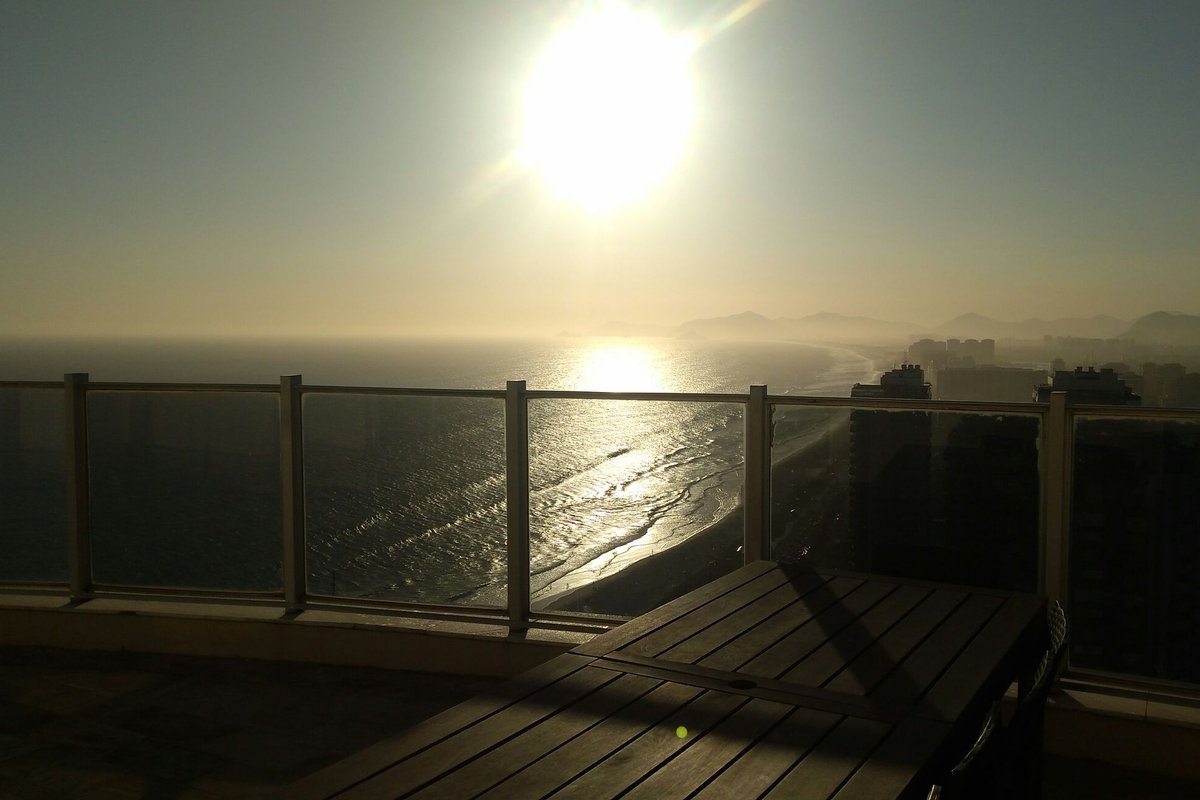 COBERTURA DESLUMBRANTE FRONTAL MAR BARRA DA TIJUCA