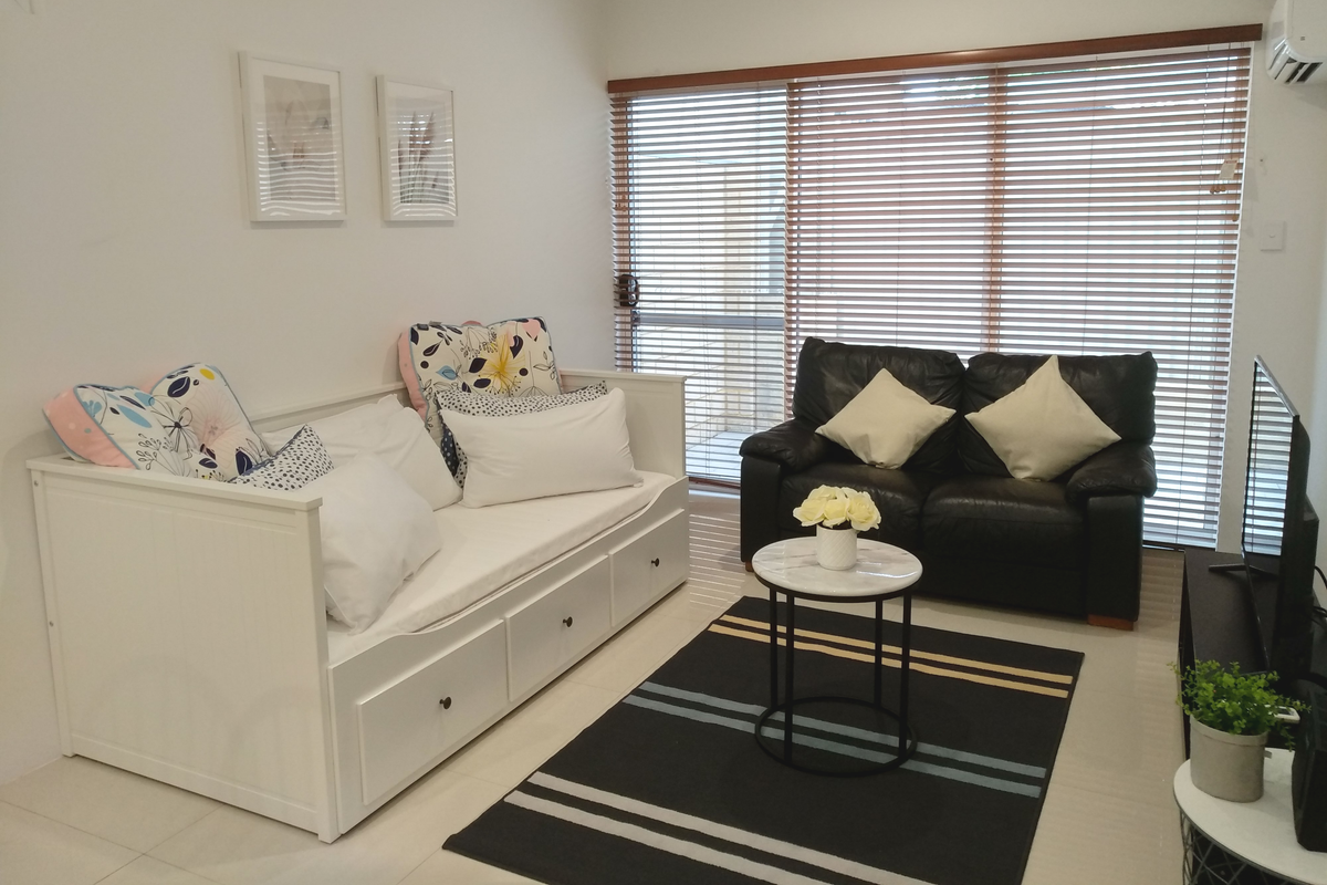Belmont Dove – Cosy, New, near Airport & City