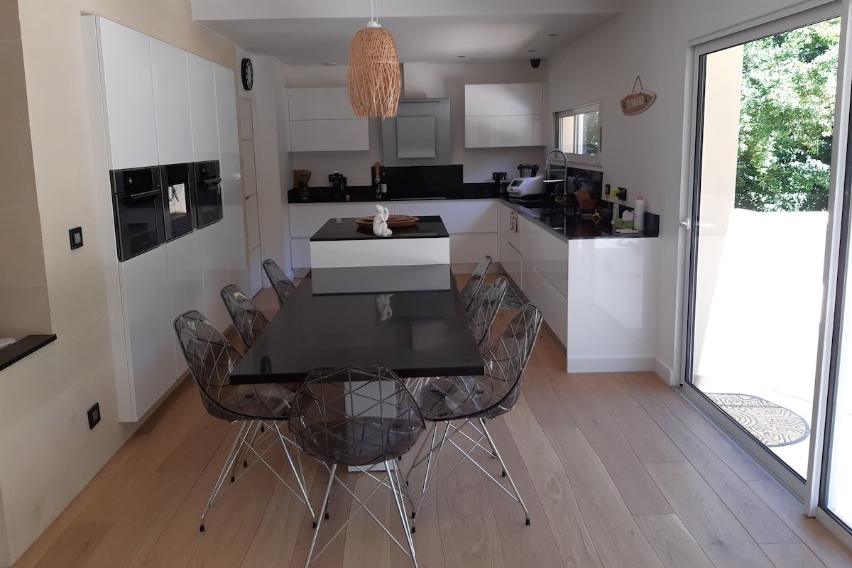 Villa devant la forêt gallery image 5