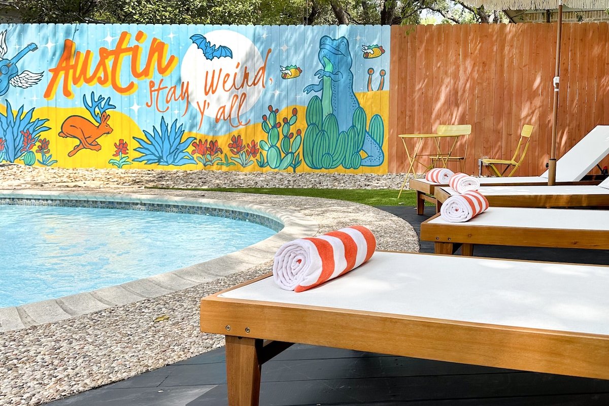 Pool/GameRoom/FirePit/Sleeps 12/Mins to SoCo&DT gallery image 5