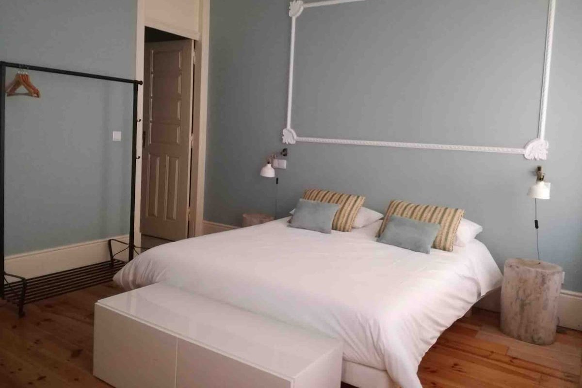 Exclusive Charming House by the sea – 5 bedrooms gallery image 3