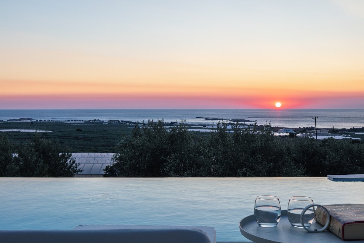 Petras Brand new 3BD Villa gallery image 3