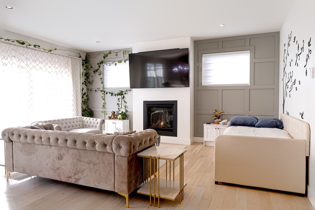 Stunning Bear Mtn Home: 4BR, Views & Fenced Yard gallery image 2