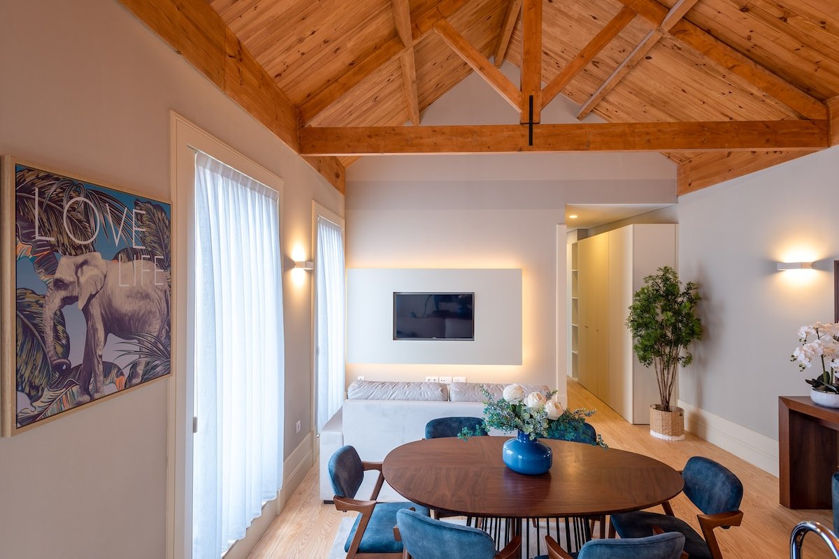 CC Downtown Palace – I gallery image 3