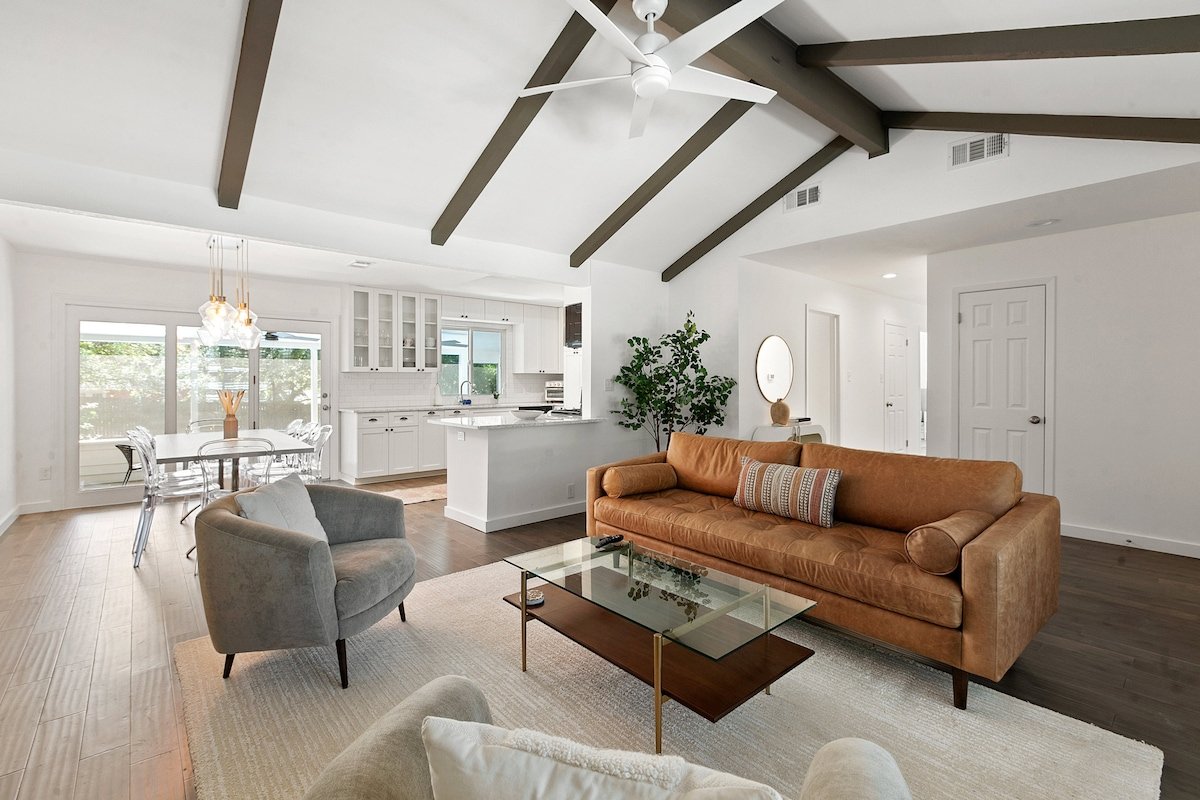 Travis Heights Home: Pool & walk to S. Congress gallery image 2