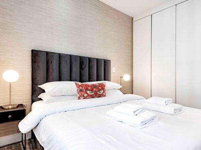 The Smooth Velvet – by Out of Office Lifestyle